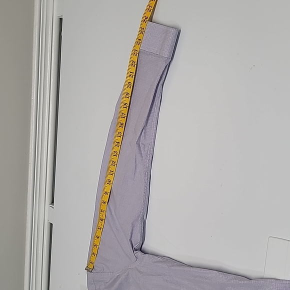 Men's Nautica Slim Fit casual button down shirt. - Picture 5 of 10